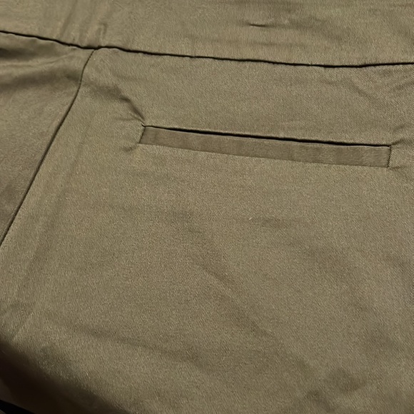 New Walter Baker Lillian short olive green size M - Picture 5 of 5